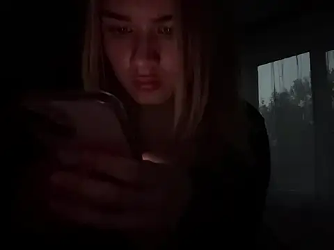 Kaderii1 Live XXX-chat