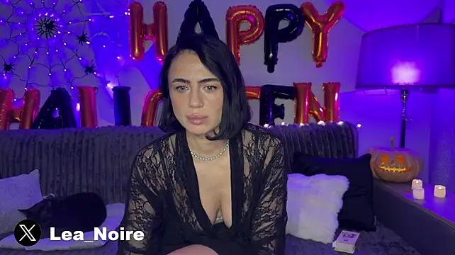 Lea_Noire Pertunjukan Webcam