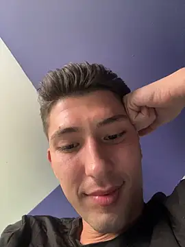 Valentiino69 Webcam-Show