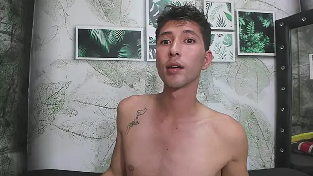 Valentiino69 Show Webcam