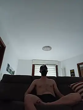 justanormalguy07 Webcam show