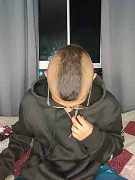 Hard_brown03 Chat XXX in diretta