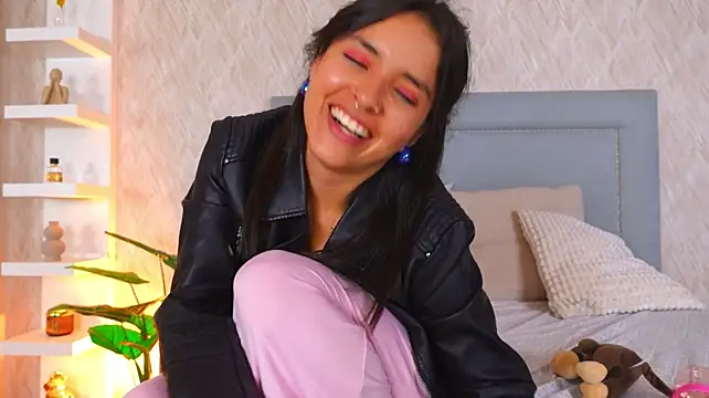 CherryLunari's Live XXX Chat