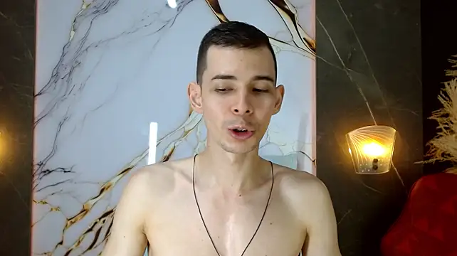 Brandon_Wolf Adlı Modelin Web Kamerası Şovu