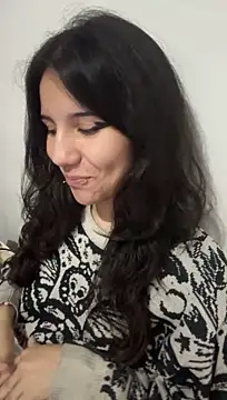 HollyPeachh Adlı Modelin Canlı XXX Sohbeti