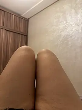 Narimane-matnaka Webcamshow