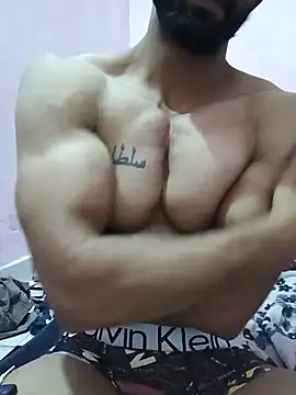 Naughty-Romeo 网络视讯表演