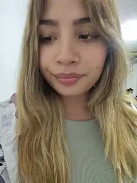 Tina_tasty 现场XXX聊天