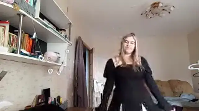โชว์เว็บแคมของ TypicalWoman