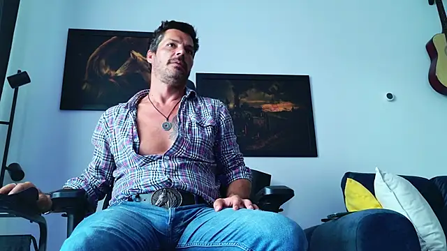 Show modela ChrisKox na web-kameri