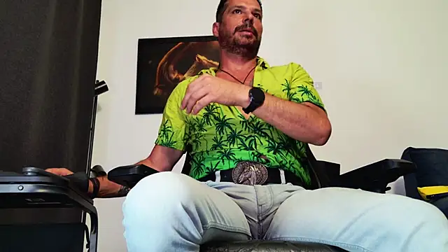 Show modela ChrisKox na web-kameri