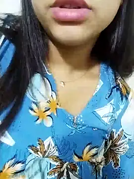 fatineae1's Live Sex Cam Show