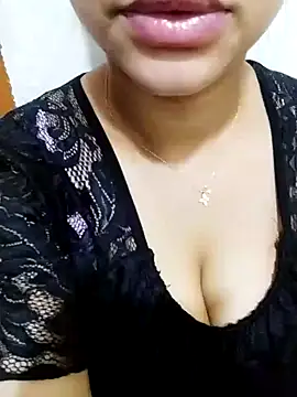 fatineae1 webkamerás műsora