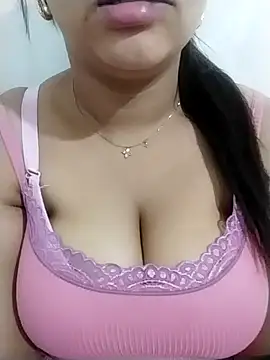 fatineae1 Adlı Modelin Web Kamerası Şovu