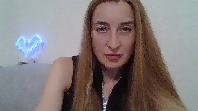 Онлайн чат XXX JamieSweety