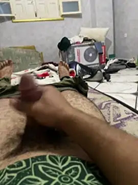 Show modela Zbi-3sal na web-kameri