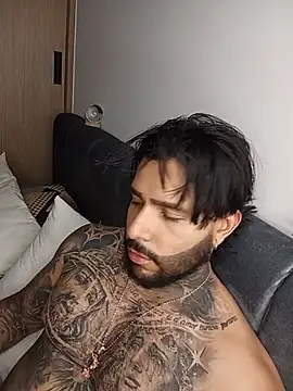 dylan_raynoldsn Webbikameraesitys