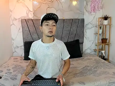 Brian_77_ Webcam show
