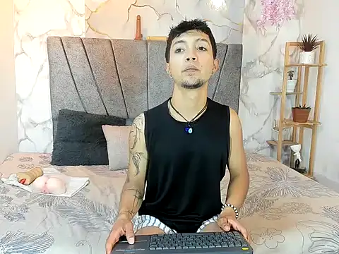 Brian_77_ Webcam-Show
