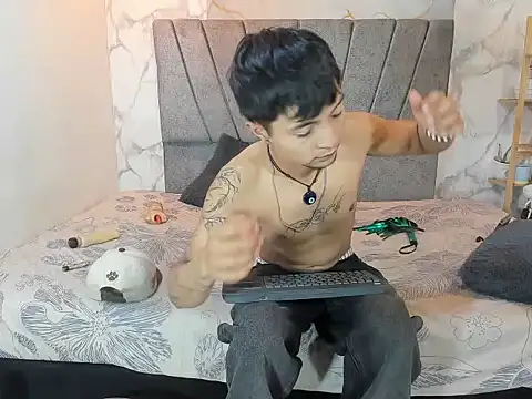 Brian_77_ ওয়েবক্যাম শো