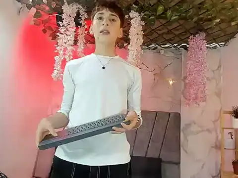 Brian_77_ – Kamerová šou