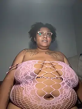 Chat XXX en directo de Mzkreamz512