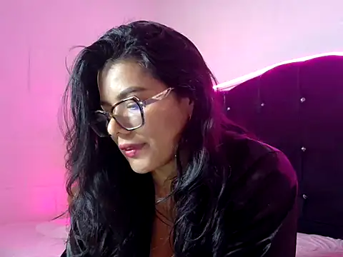 Catha- Live XXX-Chat