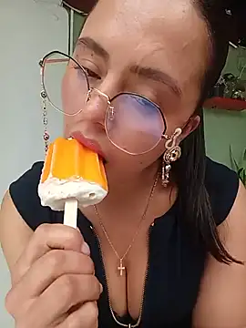 Luna_Rose1 Pertunjukan Webcam