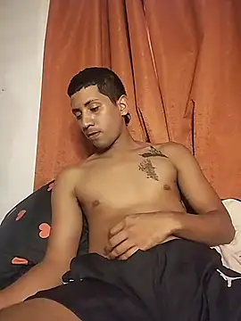 Master_Boy33 Webcam show