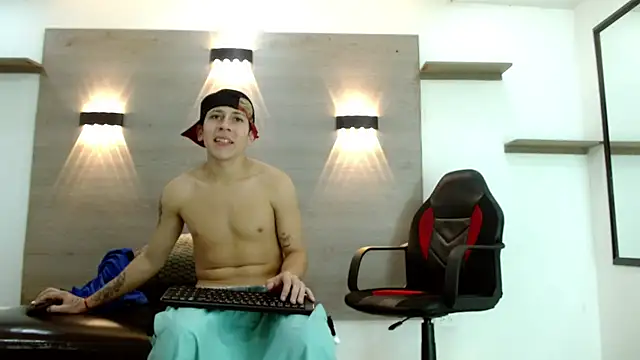 Show modela Gaeliitto na web-kameri