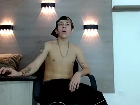 Gaeliitto webcam show