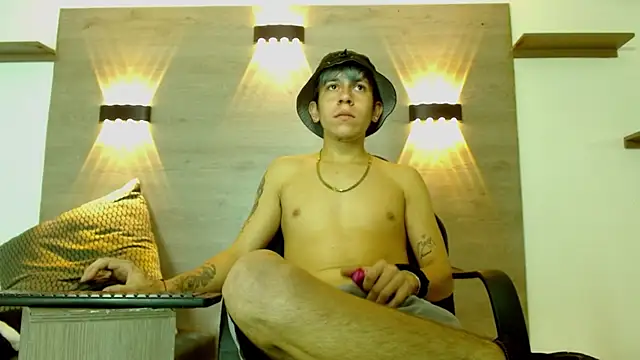 Show modela Gaeliitto na web-kameri