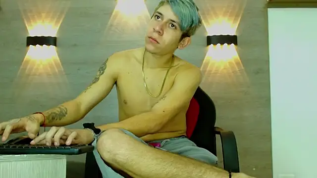 Show modela Gaeliitto na web-kameri