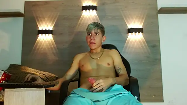 Gaeliitto webcam show