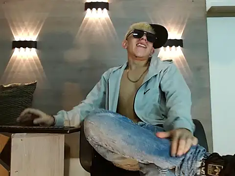 عرض كام Gaeliitto