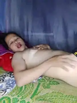 Cella8386 Pertunjukan Webcam