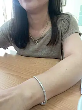 _Alina_98 网络视讯表演