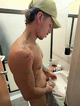 Show modela KAIRUIZ na web-kameri
