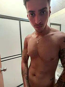 KAIRUIZ webcam show