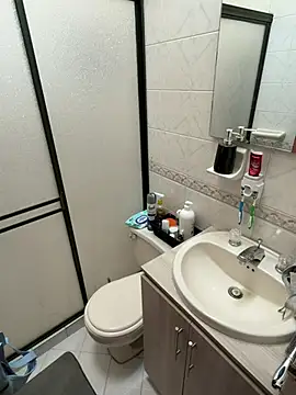 KAIRUIZ Pertunjukan Webcam
