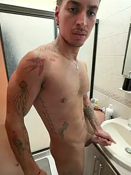 Show modela KAIRUIZ na web-kameri