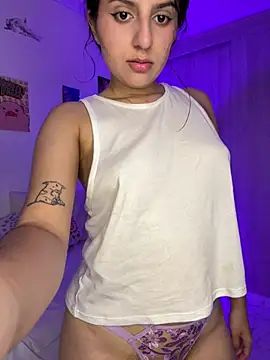 Czat XXX na żywo – OhMySelenyx3