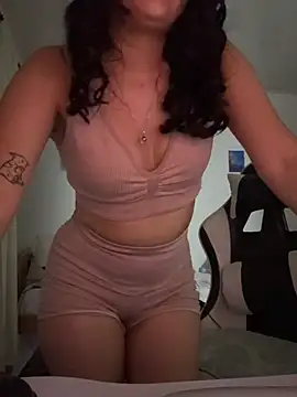Chatroom XXX en direct de OhMySelenyx3