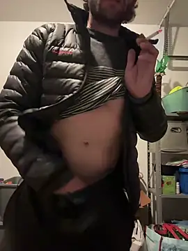 RattledGarbage Show in webcam