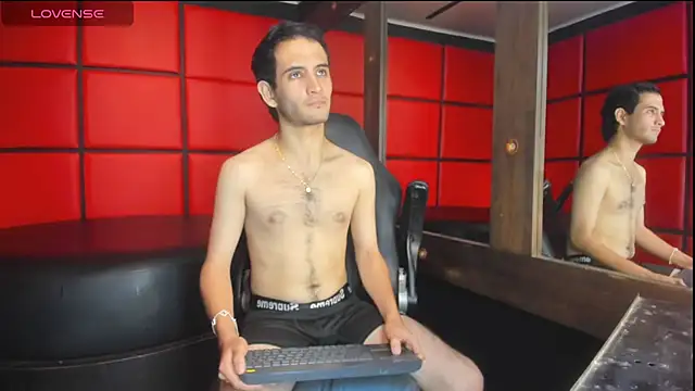 CharliZ23 webcam show