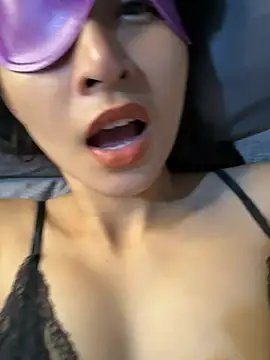 MikaRoseX's Live XXX Chat