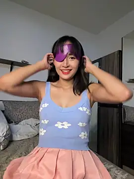 MikaRoseX Pertunjukan Webcam