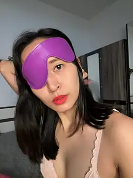 MikaRoseX 在線直播表演