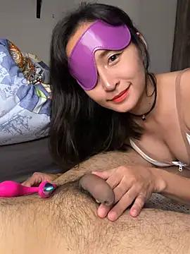 MikaRoseX's Webcam Show