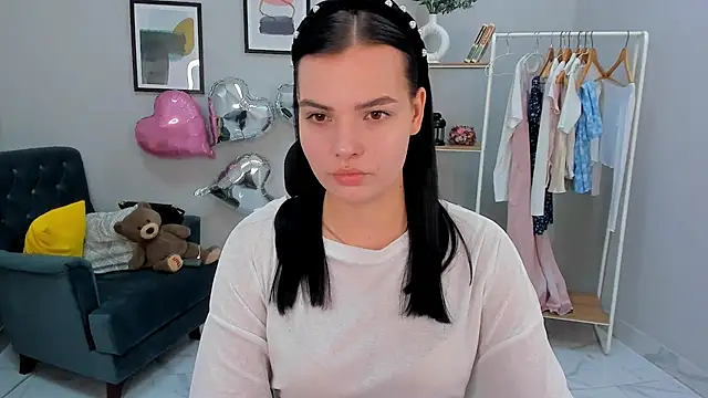 Show modela RaeganForster na web-kameri